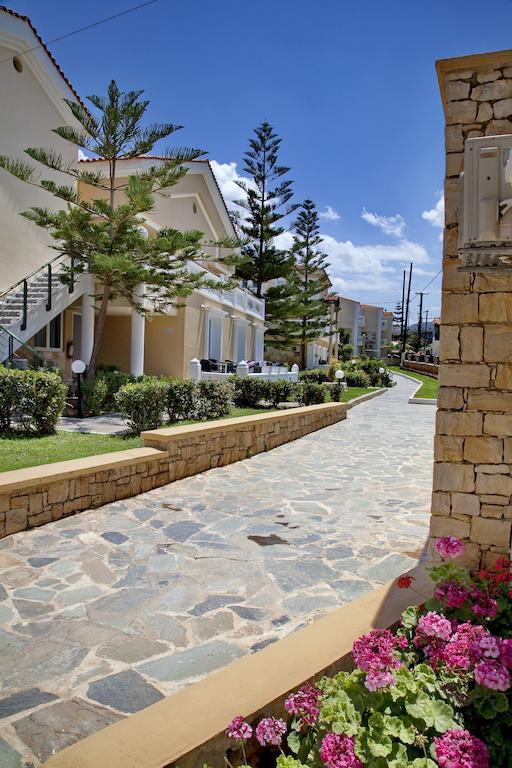Jo An Beach Hotel Adelianos Kampos Bagian luar foto
