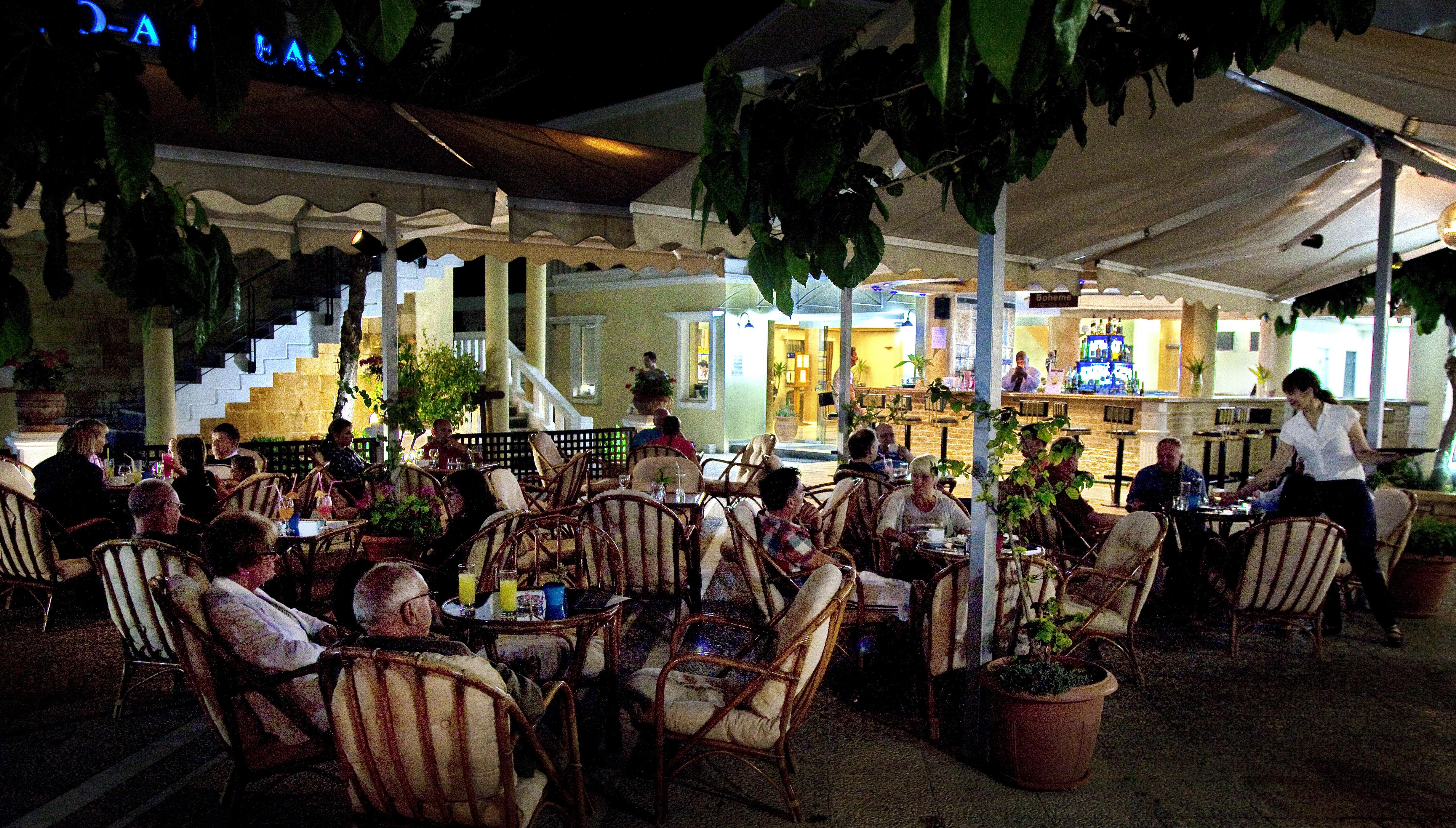 Jo An Beach Hotel Adelianos Kampos Bagian luar foto