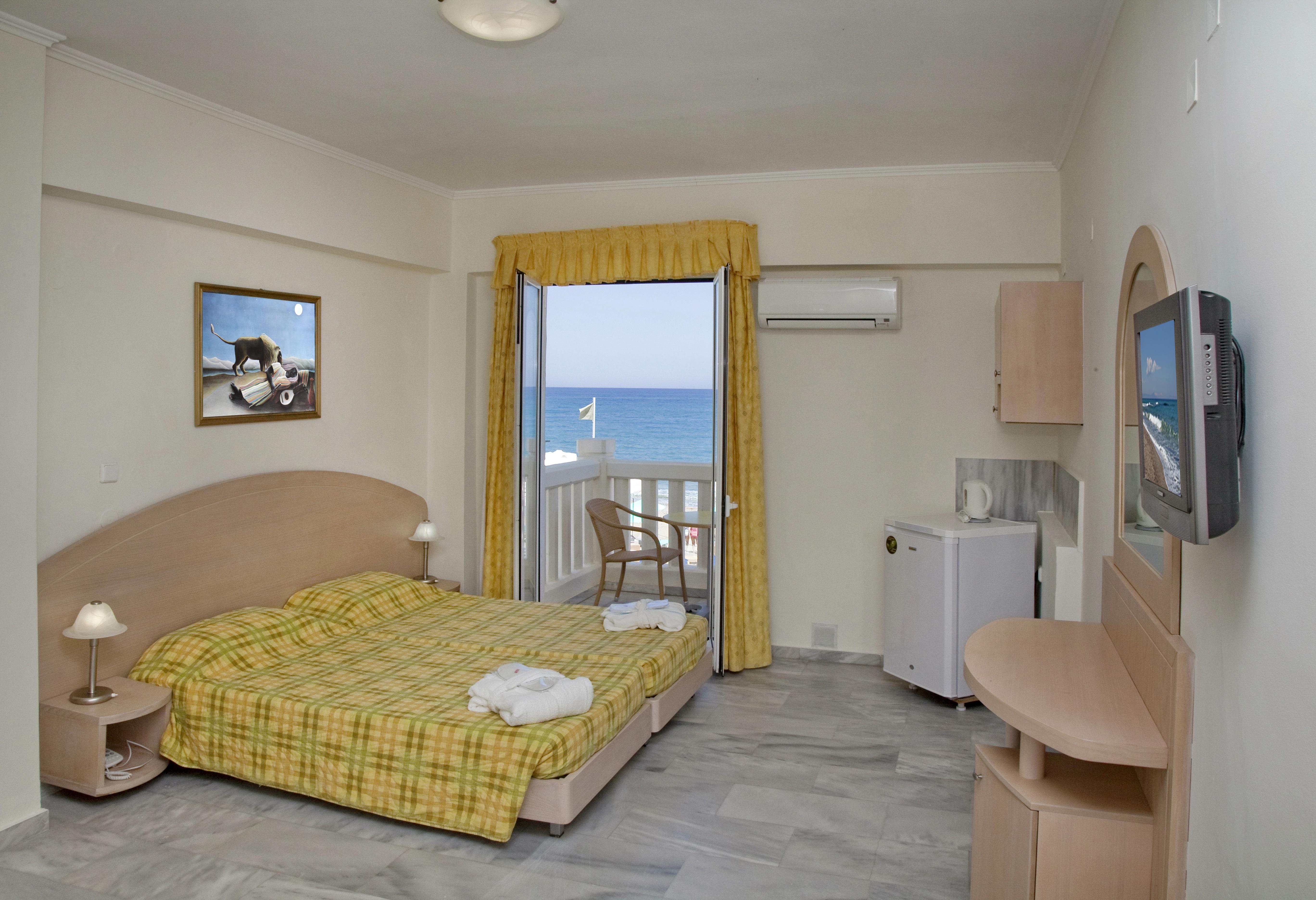 Jo An Beach Hotel Adelianos Kampos Bagian luar foto