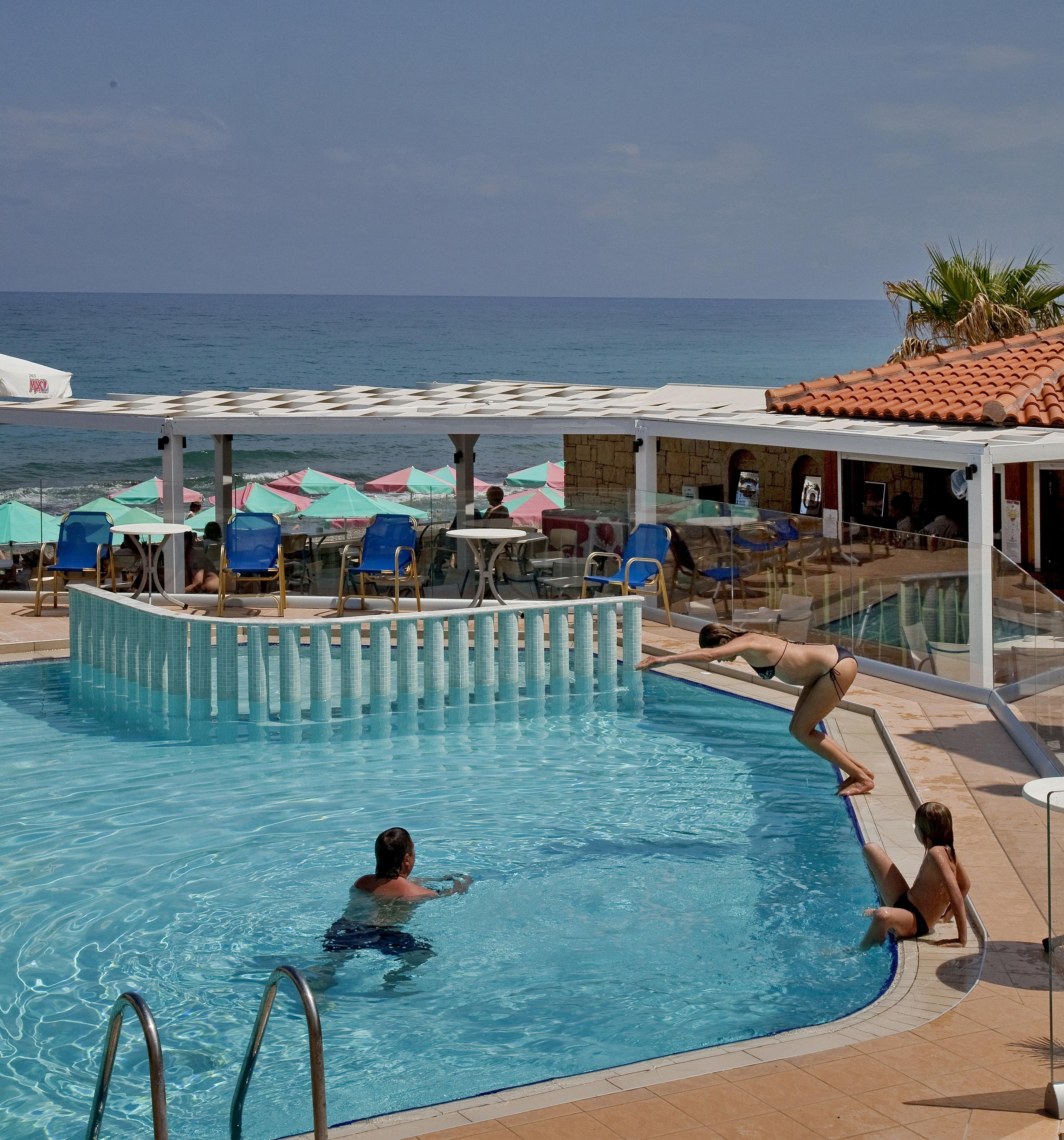 Jo An Beach Hotel Adelianos Kampos Bagian luar foto